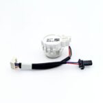 Améliorez la fiabilité du système de démarrage de votre véhicule avec ce commutateur d’allumage référence 5K0 905 865, spécialement conçu pour les véhicules du groupe VAG : Volkswagen, Audi, SEAT, Škoda, Porsche et CUPRA. Ce composant essentiel assure la transmission correcte du signal électrique entre la clé de contact et le système de démarrage, garantissant un allumage fluide et sans interruption.