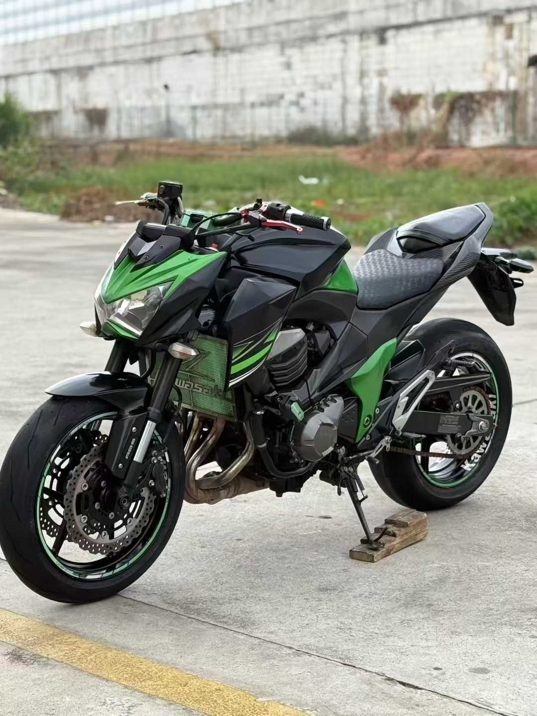 Kawasaki Z800 – Année 2015 – Image 6