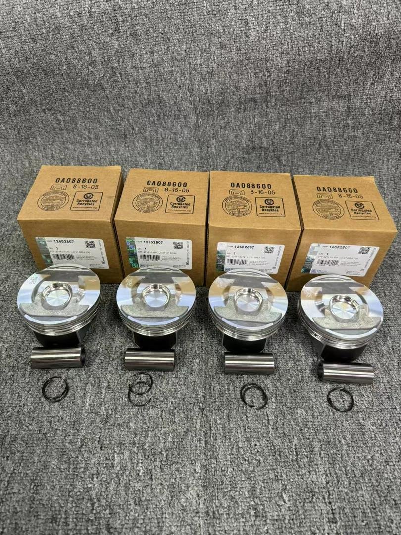 Kit Piston de Moteur GM Genuine Parts (Référence 12652807) d'Origine pour Chevrolet Malibu et Chevrolet Colorado